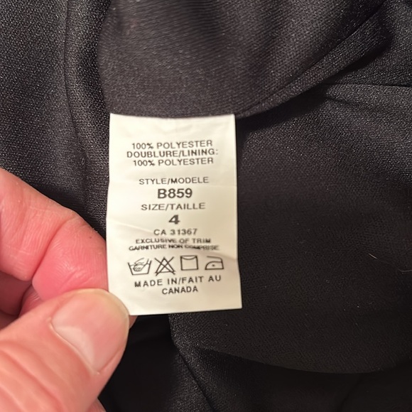 Black Cocktail Dress. Size 4/6. - Picture 5 of 7